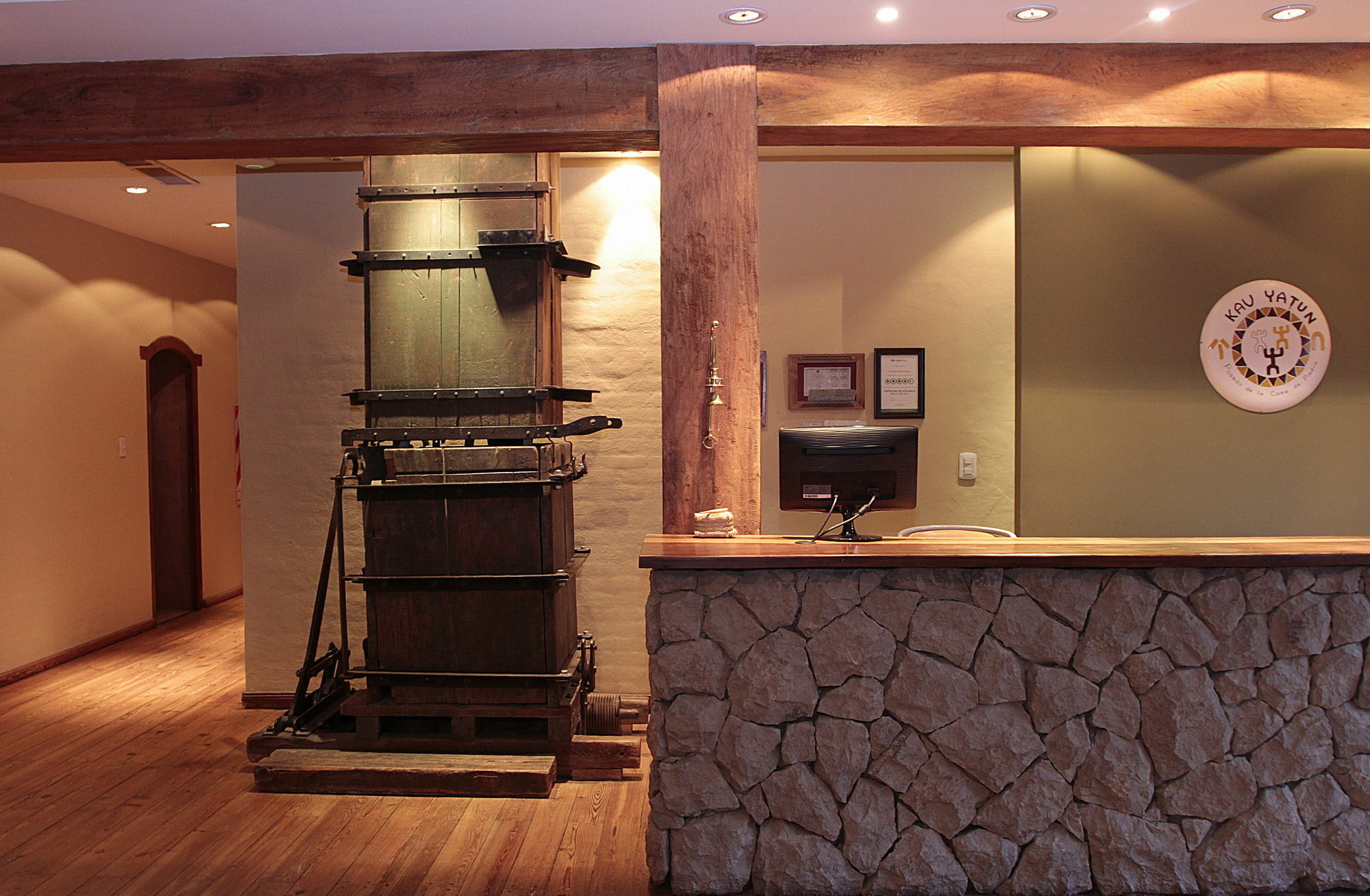 Kau Yatun Hotel Boutique El Calafate Exteriör bild
